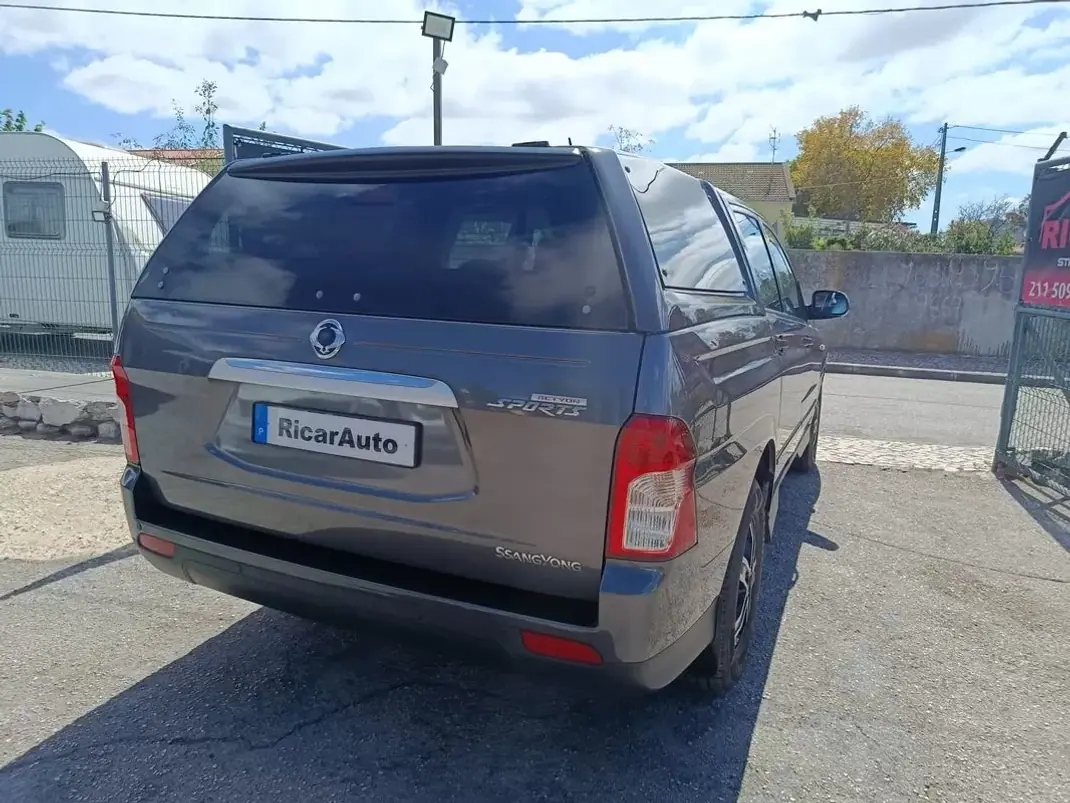 SsangYong Actyon 2017 - 13900 EUR, 206196 km - 206196km - foto 5 de 28