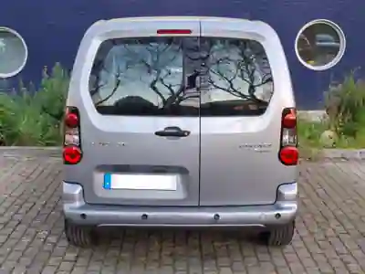 Peugeot Partner 2018 - 14990 EUR, 190000 km - AUTO.MOTO.pt - 190000km - foto 5 de 12