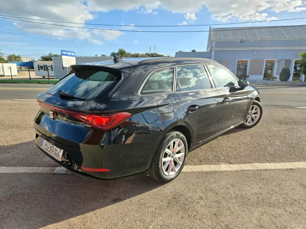 SEAT Leon ST 2022 - 19950 EUR, 60183 km - AUTO.MOTO.pt - 60183km - foto 2 de 10