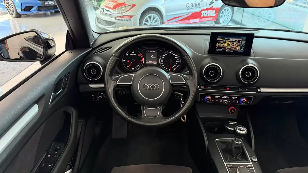 Audi A3 Cabrio 2014 - 17990 EUR, 173045 km - 173045km - foto 12 de 28