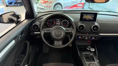 Audi A3 Cabrio 2014 - 17990 EUR, 173045 km - 173045km - foto 12 de 28