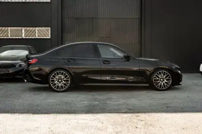 BMW 320 2019 - 27900 EUR, 112209 km - AUTO.MOTO.pt - 112209km - foto 6 de 26