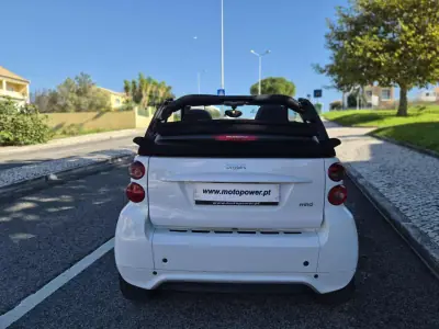Smart Fortwo Cabrio 2014 - 7990 EUR, 80000 km - AUTO.MOTO.pt - 80000km - foto 19 de 20