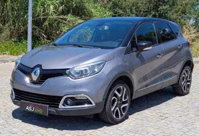 Renault Captur 2015 - 8500 EUR, 174577 km - AUTO.MOTO.pt - 174577km - foto 4 de 23