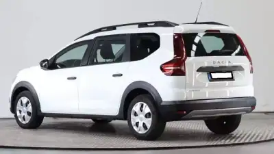 Dacia Jogger 2023 - 15999 EUR, 110000 km - AUTO.MOTO.pt - 110000km - foto 18 de 29
