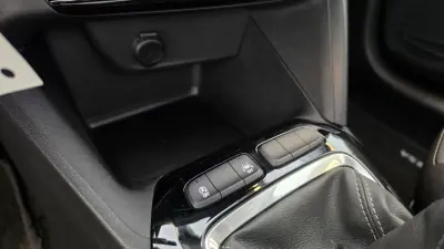 Opel Corsa 2020 - 10490 EUR, 84220 km - AUTO.MOTO.pt - 84220km - foto 40 de 53