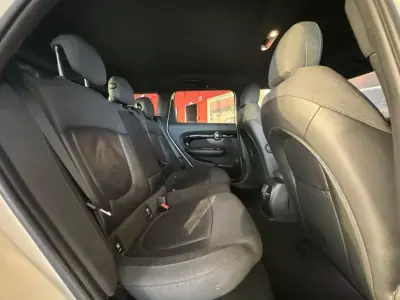 MINI Clubman 2017 - 18500 EUR, 116356 km - AUTO.MOTO.pt - 116356km - foto 8 de 17