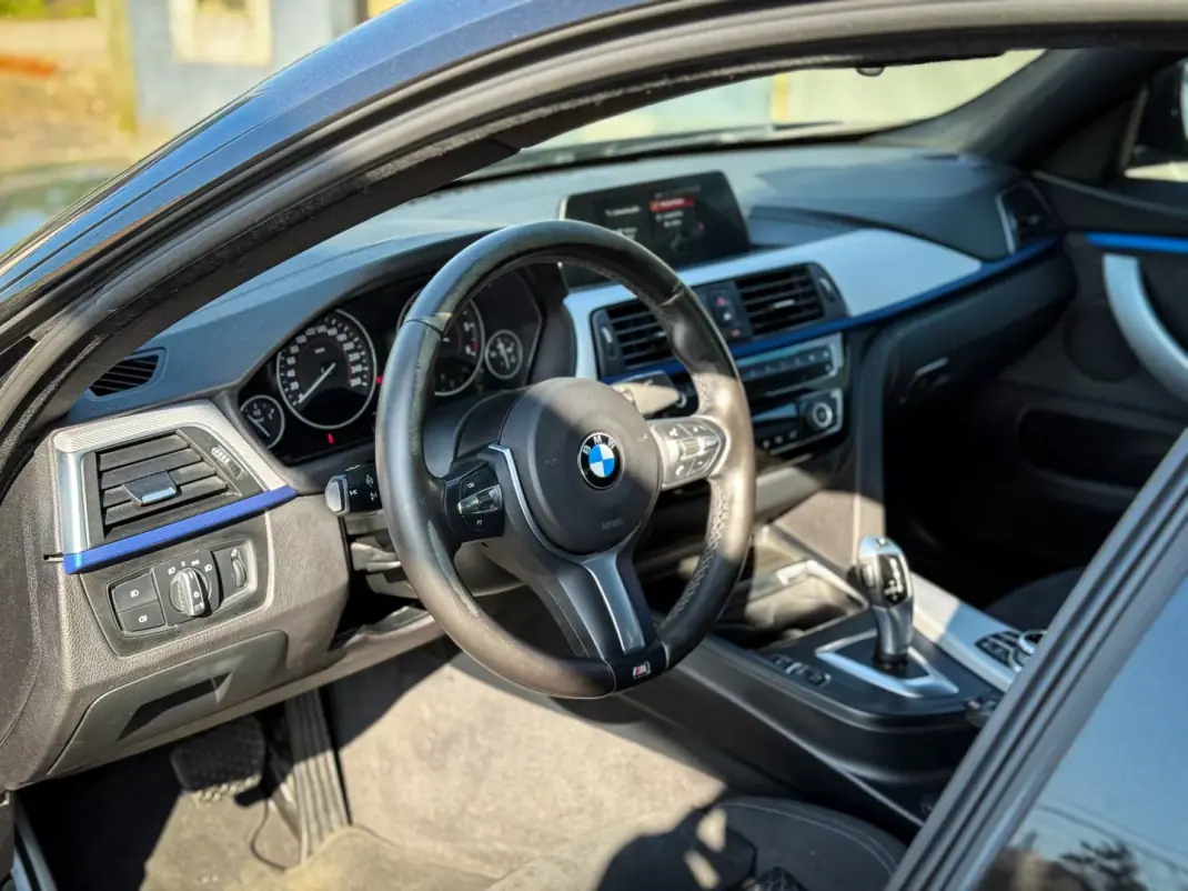 BMW 418 Gran Coupé 2017 - 22590 EUR, 162000 km - AUTO.MOTO.pt - 162000km - foto 5 de 12