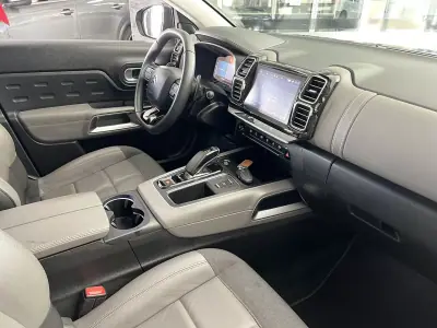 Citroën C5 Aircross 2021 - 18600 EUR, 100615 km - AUTO.MOTO.pt - 100615km - foto 15 de 22