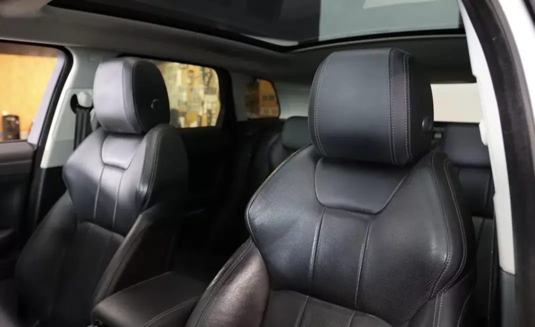 Land Rover Range Rover Evoque 2016 - 26900 EUR, 77152 km - AUTO.MOTO.pt - 77152km - foto 14 de 28
