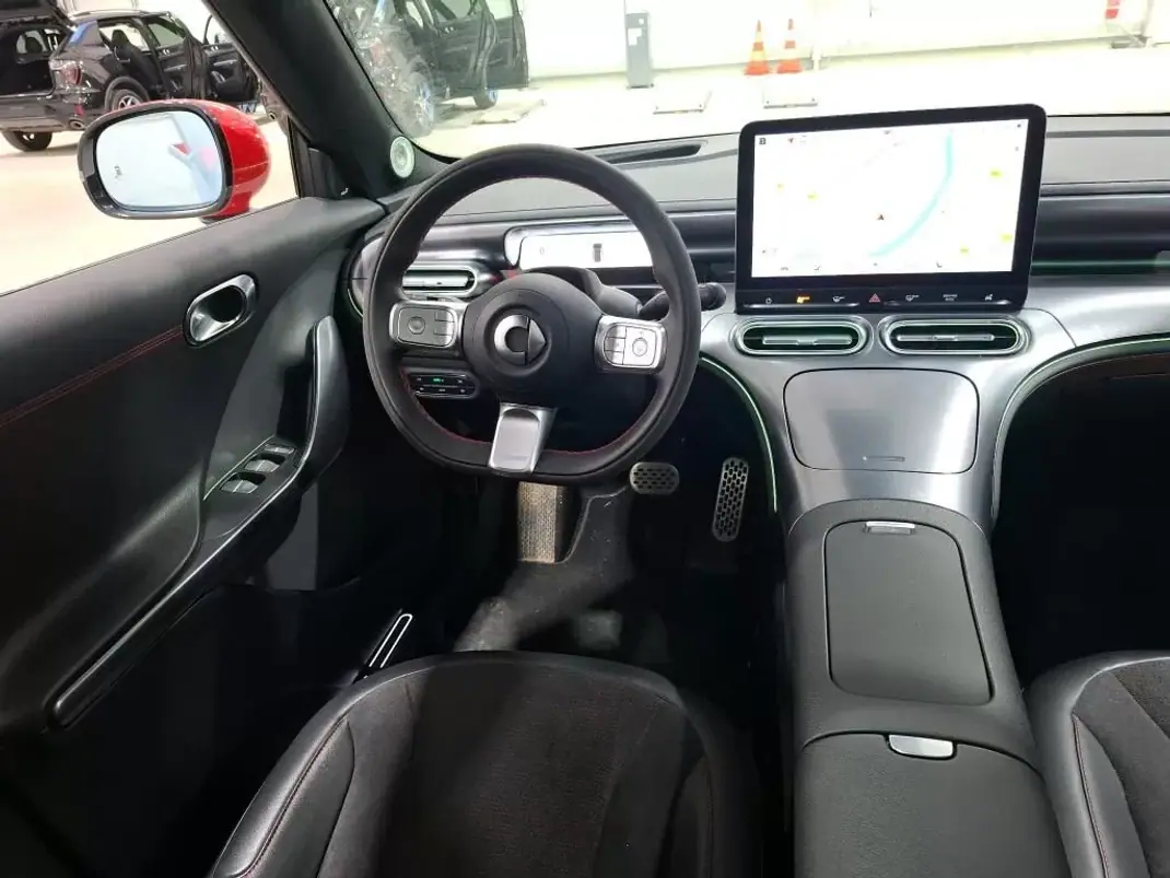 Smart 1 2023 - 34750 EUR, 26328 km - AUTO.MOTO.pt - 26328km - foto 5 de 11
