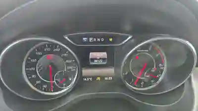 Mercedes-Benz CLA 45 AMG 2016 - 30990 EUR, 85000 km - AUTO.MOTO.pt - 85000km - foto 11 de 14