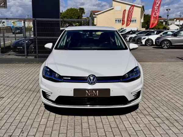Volkswagen e-Golf 2019 - 16500 EUR, 70000 km - AUTO.MOTO.pt - 70000km - foto 3 de 18