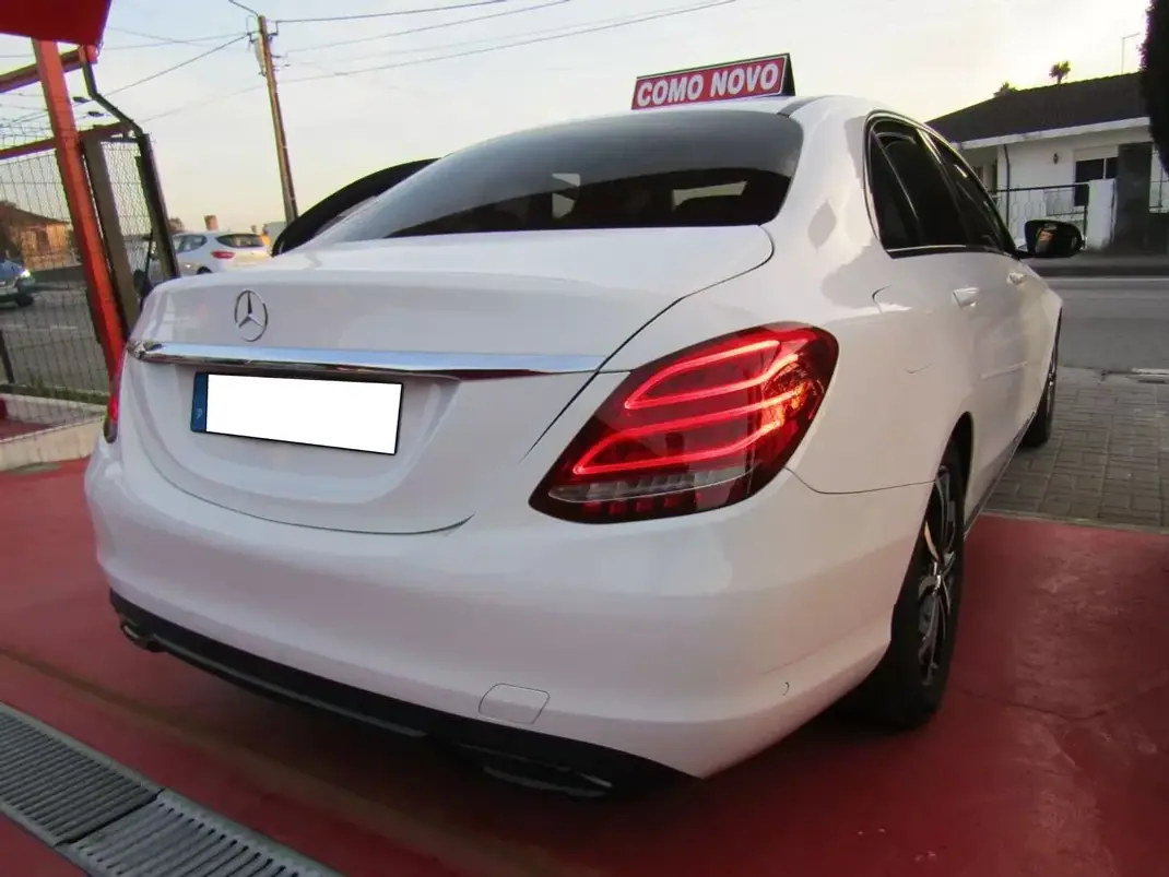 Mercedes-Benz C 200 2015 - 23750 EUR, 154364 km - 154364km - foto 9 de 23