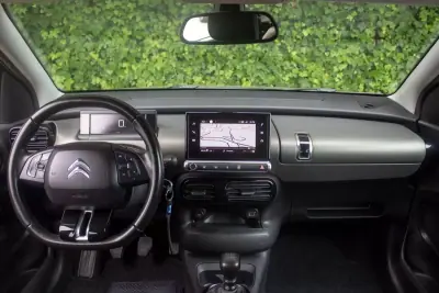 Citroën C4 Cactus 2020 - 10900 EUR, 146200 km - AUTO.MOTO.pt - 146200km - foto 15 de 16