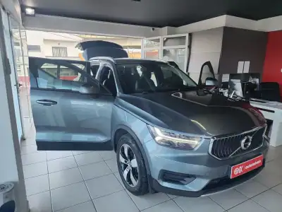 Volvo XC 40 2019 - 23850 EUR, 132000 km - AUTO.MOTO.pt - 132000km - foto 16 de 35
