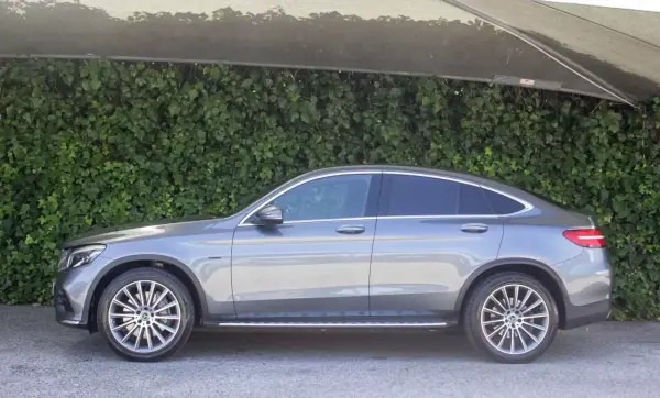 Mercedes-Benz GLC 350 2018 - 36900 EUR, 158000 km - AUTO.MOTO.pt - 158000km - foto 7 de 18