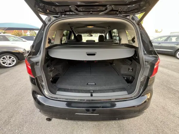 BMW 218 Gran Tourer 2016 - 15950 EUR, 200000 km - AUTO.MOTO.pt - 200000km - foto 41 de 51