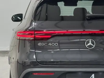 Mercedes-Benz EQC 400 2020 - 33990 EUR, 130000 km - AUTO.MOTO.pt - 130000km - foto 6 de 39
