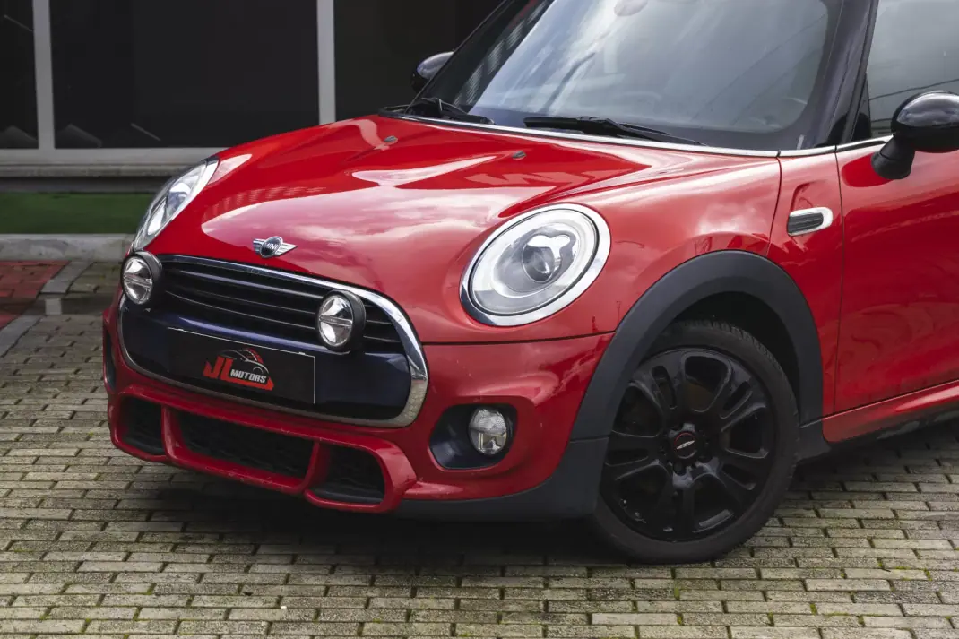 MINI Cooper 2015 - 14500 EUR, 211994 km - AUTO.MOTO.pt - 211994km - foto 8 de 31