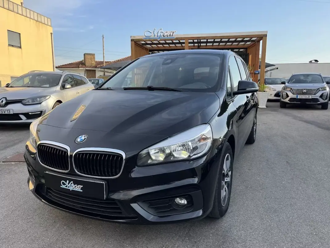 BMW 218 Gran Tourer 2016 - 15950 EUR, 200000 km - AUTO.MOTO.pt - 200000km - foto 9 de 51