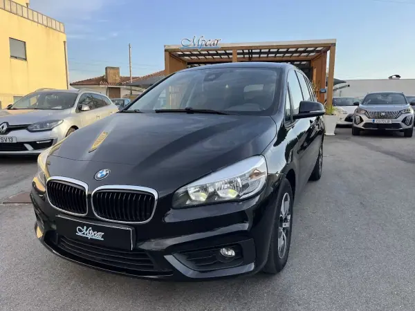 BMW 218 Gran Tourer 2016 - 15950 EUR, 200000 km - AUTO.MOTO.pt - 200000km - foto 9 de 51