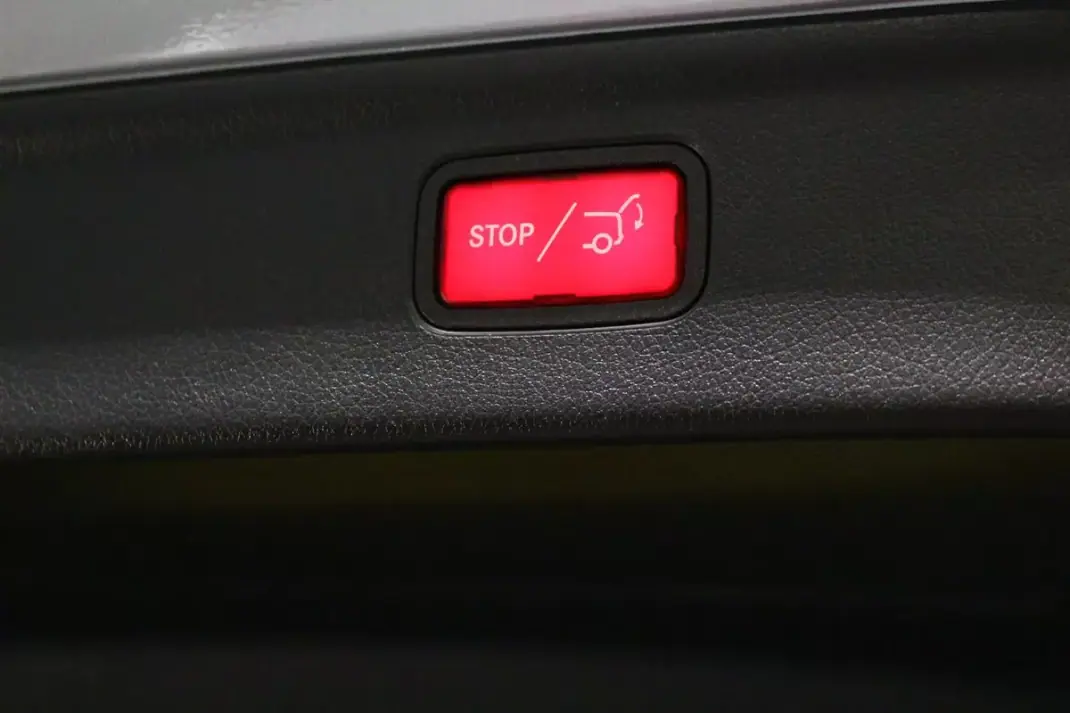 Mercedes-Benz EQE 2025 - 58900 EUR, 25000 km - AUTO.MOTO.pt - 25000km - foto 31 de 42