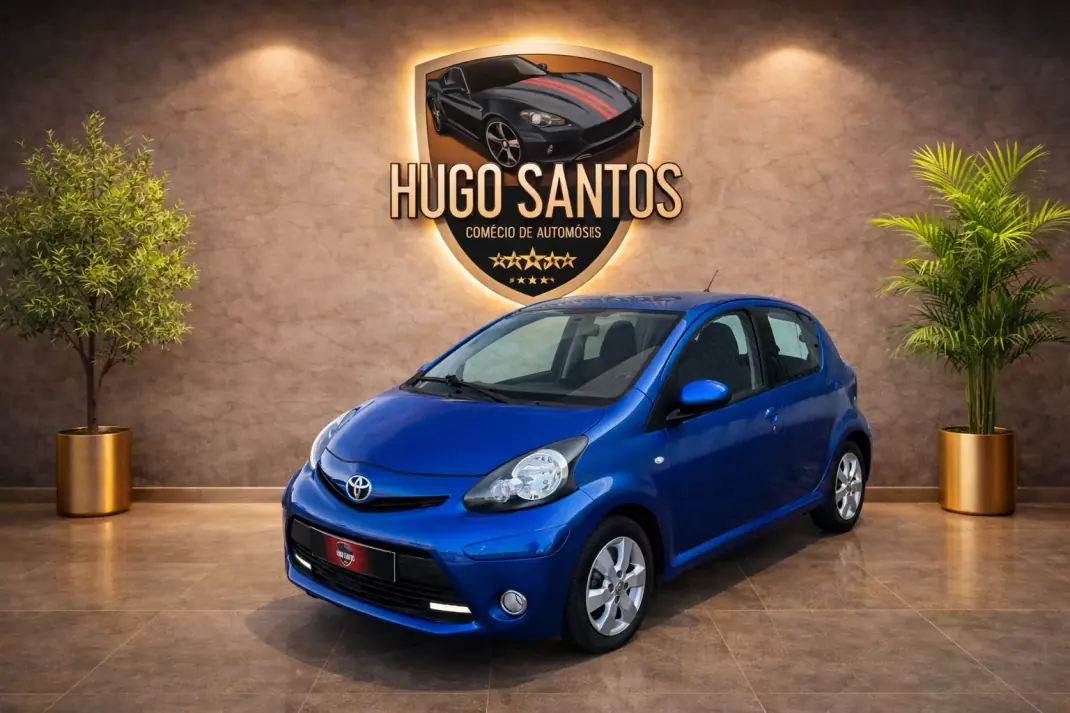 Toyota Aygo 2012 - 7490 EUR, 115000 km - AUTO.MOTO.pt - 115000km - foto 1 de 17