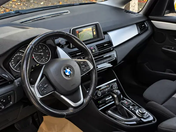 BMW 218 Active Tourer 2015 — foto 3 de 21