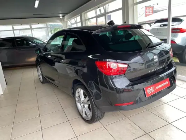 SEAT Ibiza 2011 - 7490 EUR, 134000 km - AUTO.MOTO.pt - 134000km - foto 24 de 34