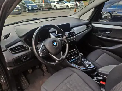 BMW 216 Gran Tourer 2019 - 16500 EUR, 100000 km - AUTO.MOTO.pt - 100000km - foto 10 de 27
