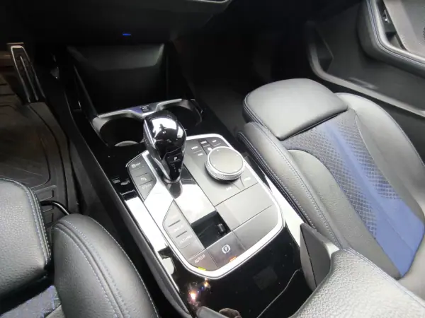 BMW 216 Gran Coupé 2023 - 26900 EUR, 144000 km - AUTO.MOTO.pt - 144000km - foto 18 de 25