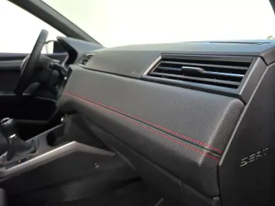 SEAT Arona 2020 - 14500 EUR, 61900 km - AUTO.MOTO.pt - 61900km - foto 36 de 42