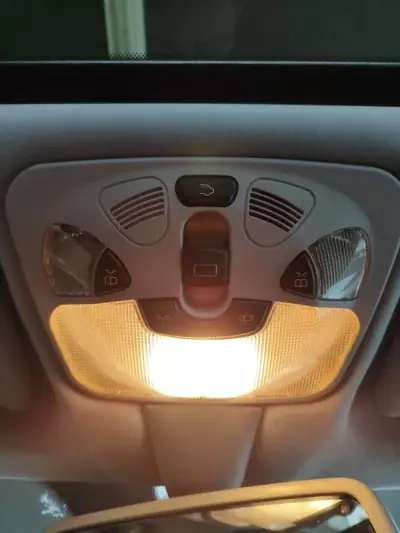 Mercedes-Benz C 220 2000 - 5750 EUR, 372700 km - AUTO.MOTO.pt - 372700km - foto 40 de 60