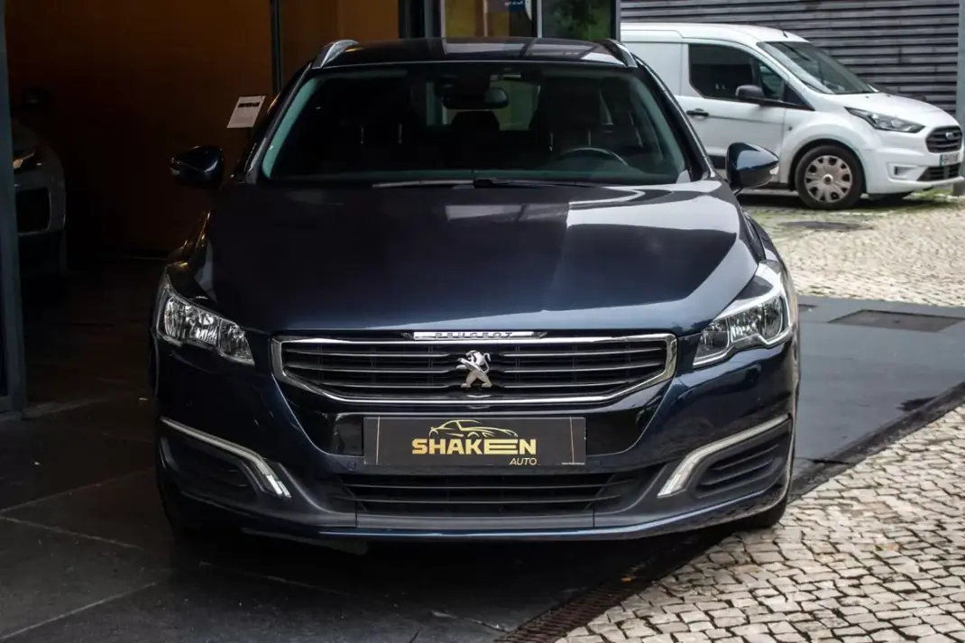 Peugeot 508 SW 2018 - 9900 EUR, 156362 km - AUTO.MOTO.pt - 156362km - foto 7 de 37