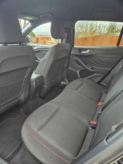 Ford Focus SW 2022 - 17450 EUR, 57000 km - AUTO.MOTO.pt - 57000km - foto 9 de 28