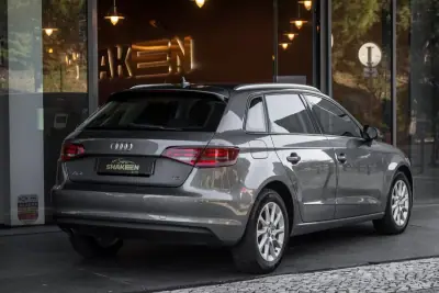 Audi A3 2013 - 12990 EUR, 250675 km - AUTO.MOTO.pt - 250675km - foto 4 de 38
