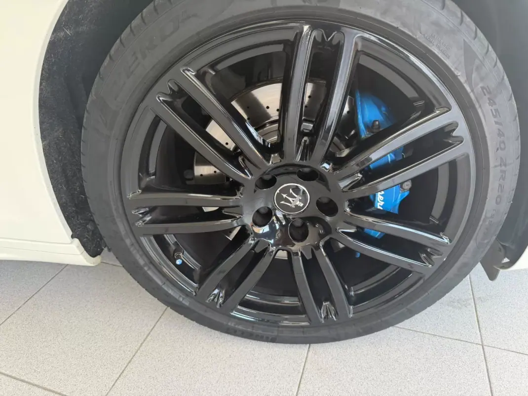 Maserati Ghibli 2021 - 62500 EUR, 45000 km - 45000km - foto 8 de 51