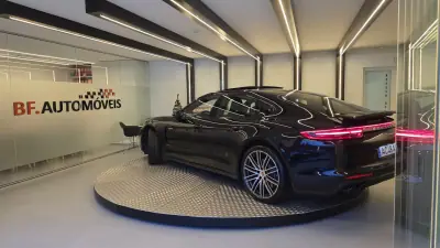 Porsche Panamera 2020 - 84500 EUR, 42501 km - AUTO.MOTO.pt - 42501km - foto 3 de 51