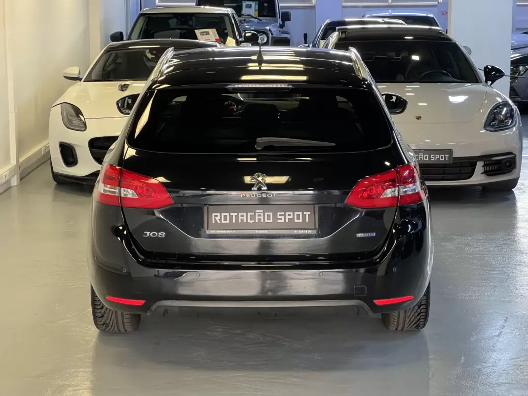 Peugeot 308 SW 2016 - 10990 EUR, 160000 km - 160000km - foto 38 de 42