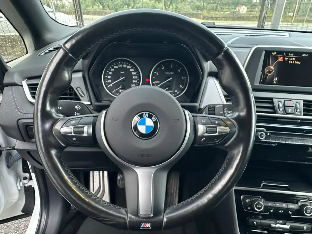 BMW 218 Active Tourer 2015 - 18900 EUR, 130000 km - AUTO.MOTO.pt - 130000km - foto 10 de 25