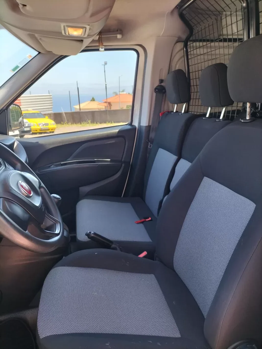 Fiat Doblo 2021 - 14950 EUR, 90000 km - AUTO.MOTO.pt - 90000km - foto 11 de 11