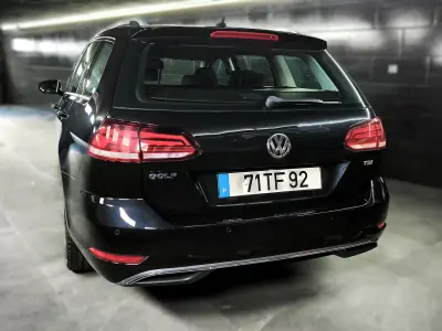 Volkswagen Golf Variant 2017 - 11500 EUR, 190200 km - AUTO.MOTO.pt - 190200km - foto 10 de 30
