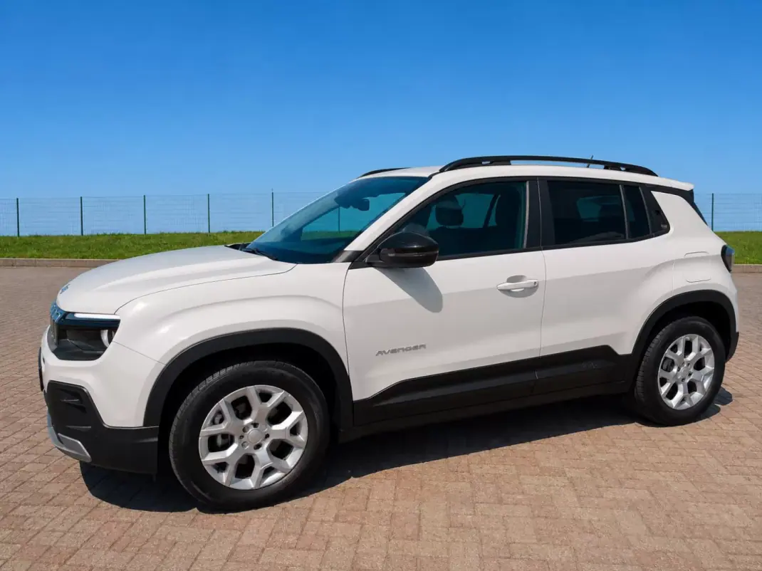 Jeep Avenger 2024 - 21900 EUR, 55789 km - 55789km - foto 2 de 15