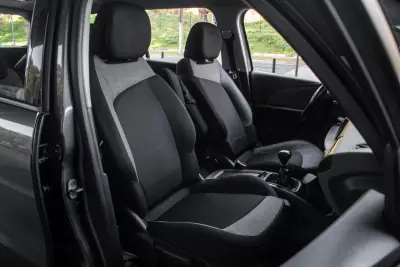 Citroën C4 Picasso 2018 - 9900 EUR, 296322 km - AUTO.MOTO.pt - 296322km - foto 21 de 30