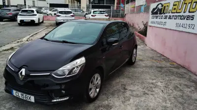 Renault Clio 2017 - 9950 EUR, 77000 km - 77000km - foto 8 de 35
