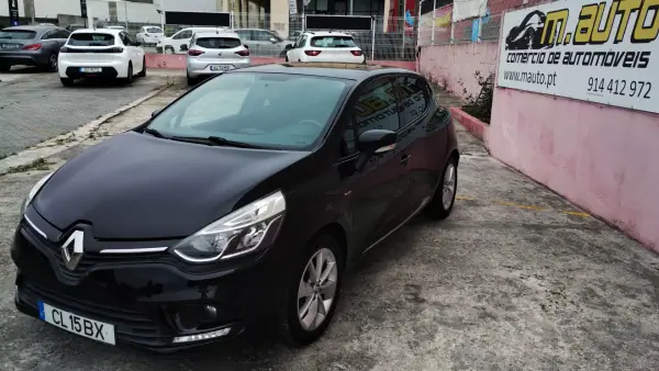 Renault Clio 2017 - 9950 EUR, 77000 km - 77000km - foto 8 de 35