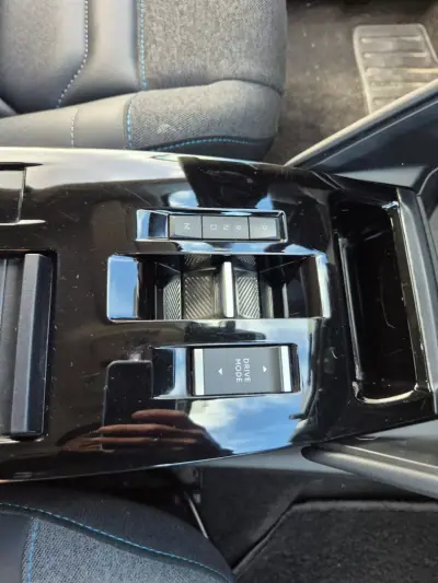 Citroën C4 2022 - 20500 EUR, 85000 km - AUTO.MOTO.pt - 85000km - foto 34 de 39