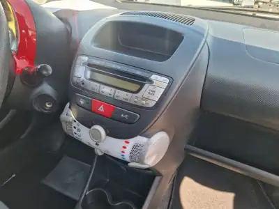 Peugeot 107 2012 - 6750 EUR, 163000 km - AUTO.MOTO.pt - 163000km - foto 12 de 12