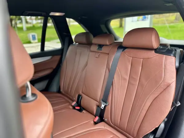 BMW X5 2017 - 28900 EUR, 175000 km - 175000km - foto 33 de 55